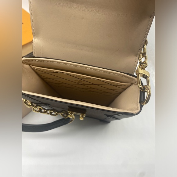 Louis Vuitton vertical trunk pochette - Picture 5 of 8